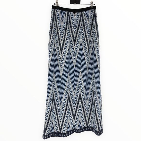 BCBGMaxAzria Jane Blue Chevron Print Two-Level Skirt in Blue Sphere size XXS NWT - Picture 9 of 13
